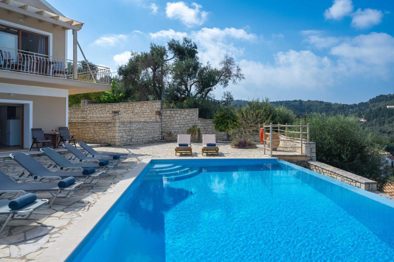 Pangolas Apartments Paxos Longós 外观 照片