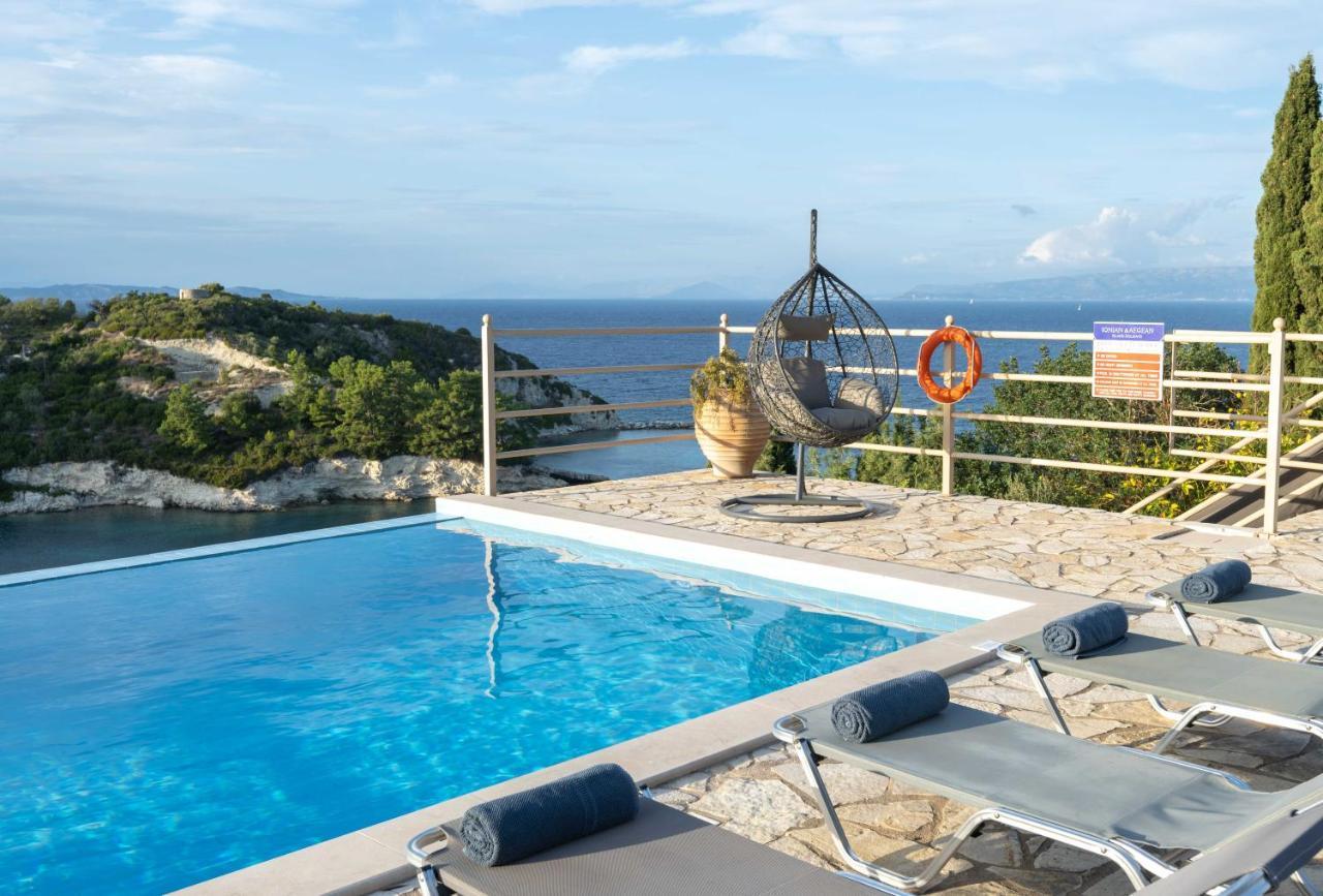 Pangolas Apartments Paxos Longós 外观 照片
