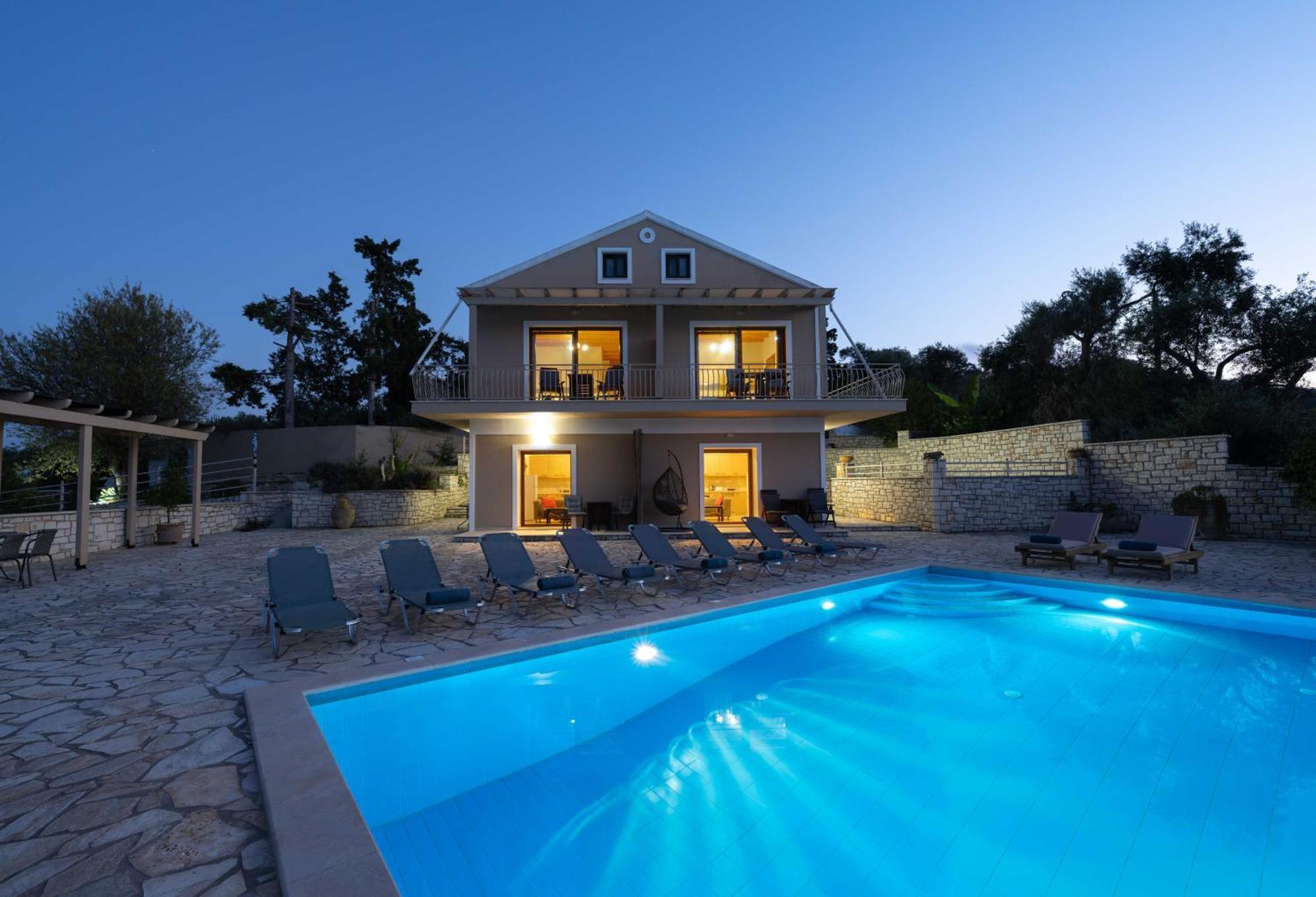 Pangolas Apartments Paxos Longós 外观 照片